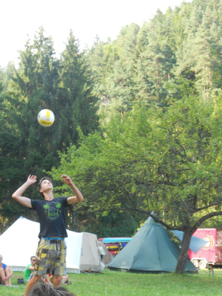 Sint-Martinus den XIIde - Internationaal Kamp Techuana 2012